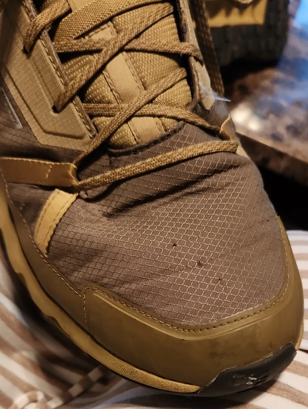 On Running CLOUDHORIZON Mens Shoes